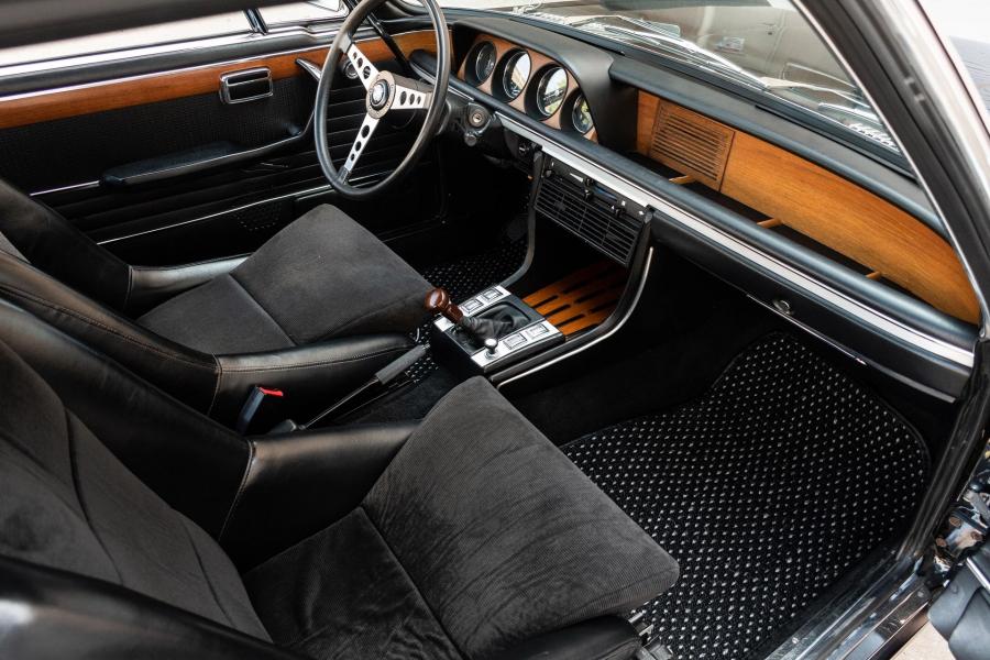 Интерьер BMW 3.0 CSL (E9) 1972 года  (фото 50 из 115)